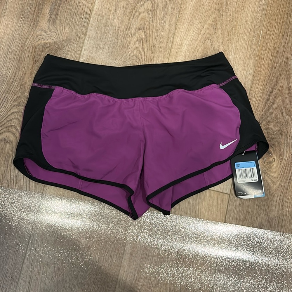 NWT Nike Dri Fit running shorts with inner support size M